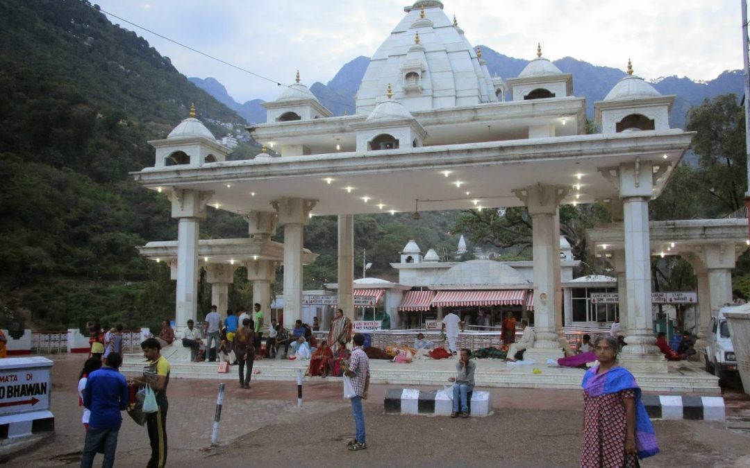ತ್ರಿಕೂಟಾಚಲವಾಸಿನಿ ವೈಷ್ಣೋದೇವಿ